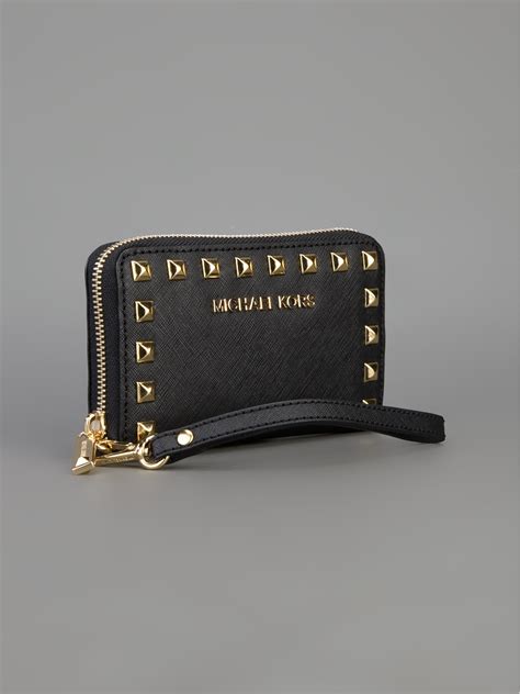 small michael kors wristlet|michael kors wristlet wallet black.